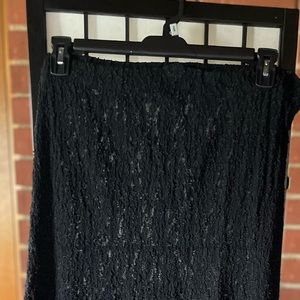 Lace look flare skirt, black.